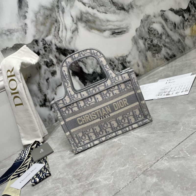 D*or shopping bags